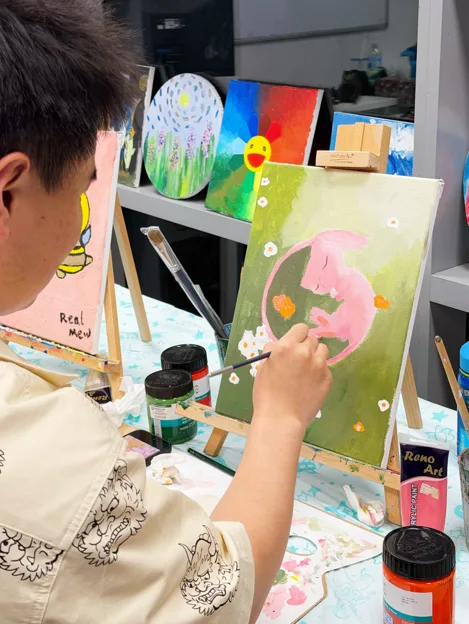 Artwork and studio practice by a Studio21 adult artist 14